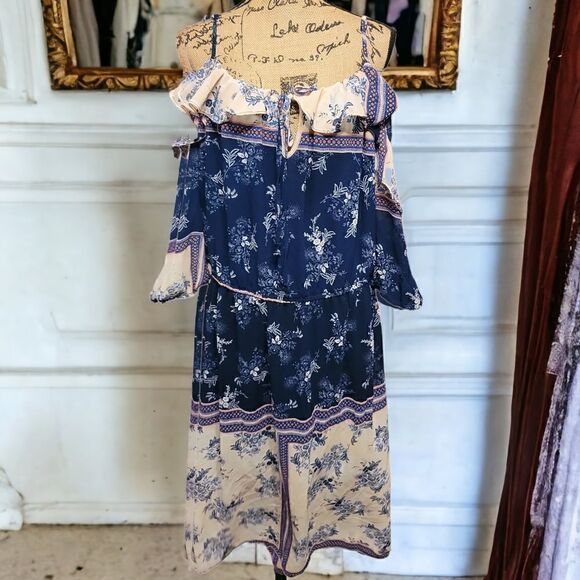 Liberty Love Floral Cold Shoulder Dress Size 2XL - Picture 1 of 11